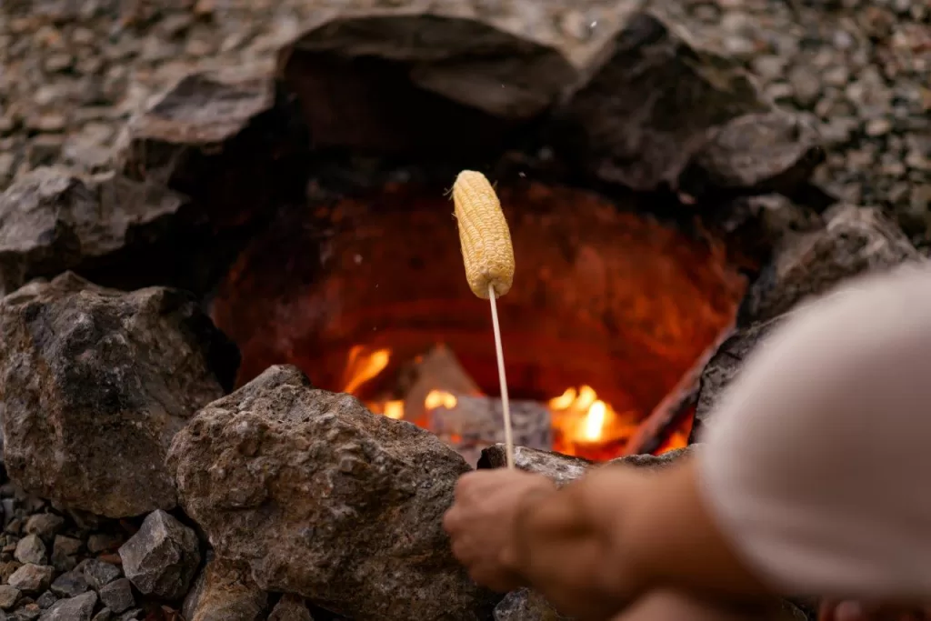 cooking corn on granite stones